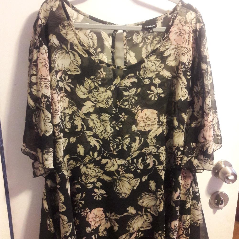 Torrid top